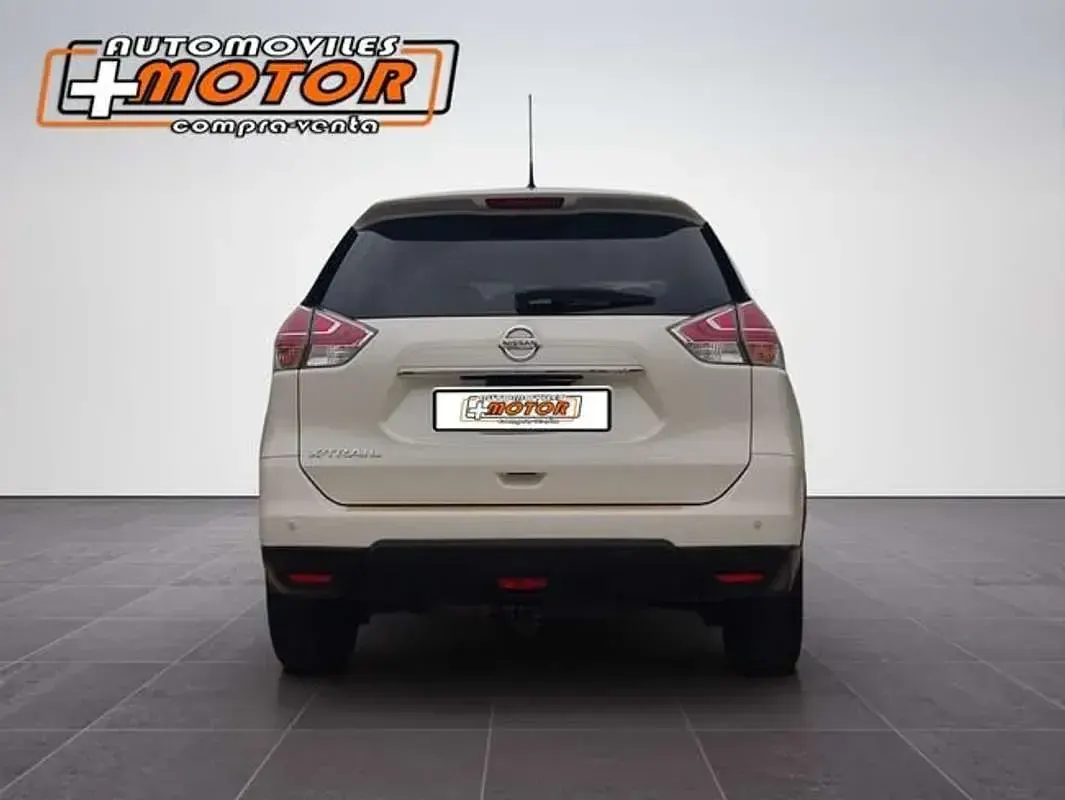 Usado Nissan X-Trail Acenta 131 CV (96 kW) 2015 Blanco SUV