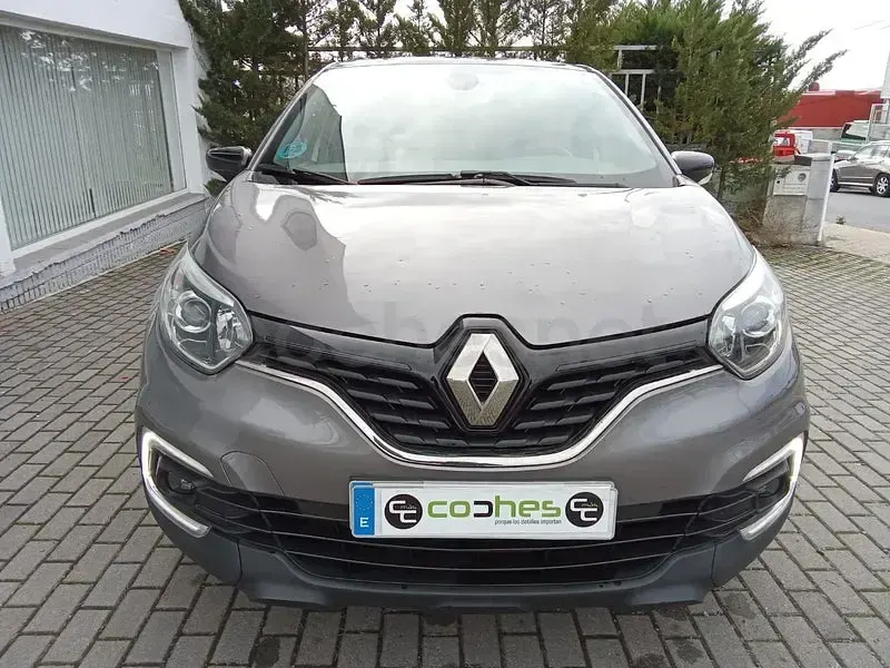Usado Renault Captur LIMITED 90 CV (66 kW) 2019 Gris / plata SUV
