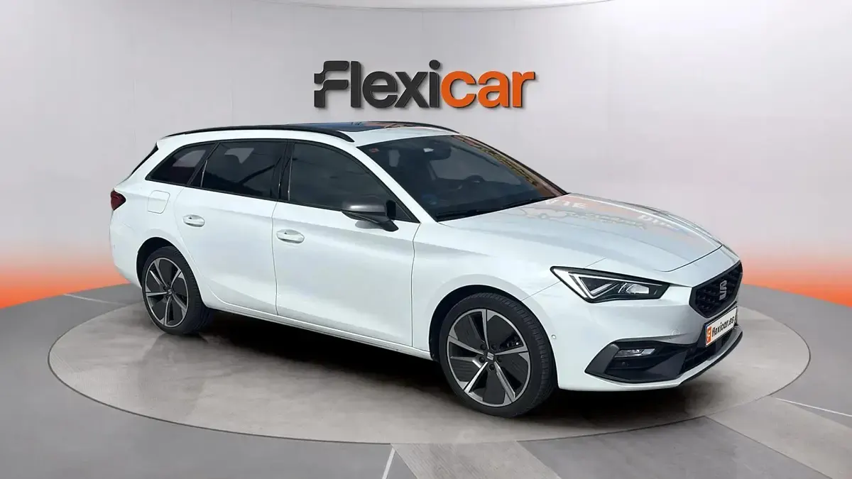 Usado Seat Leon FR 204 CV (150 kW) 2021 Familiar