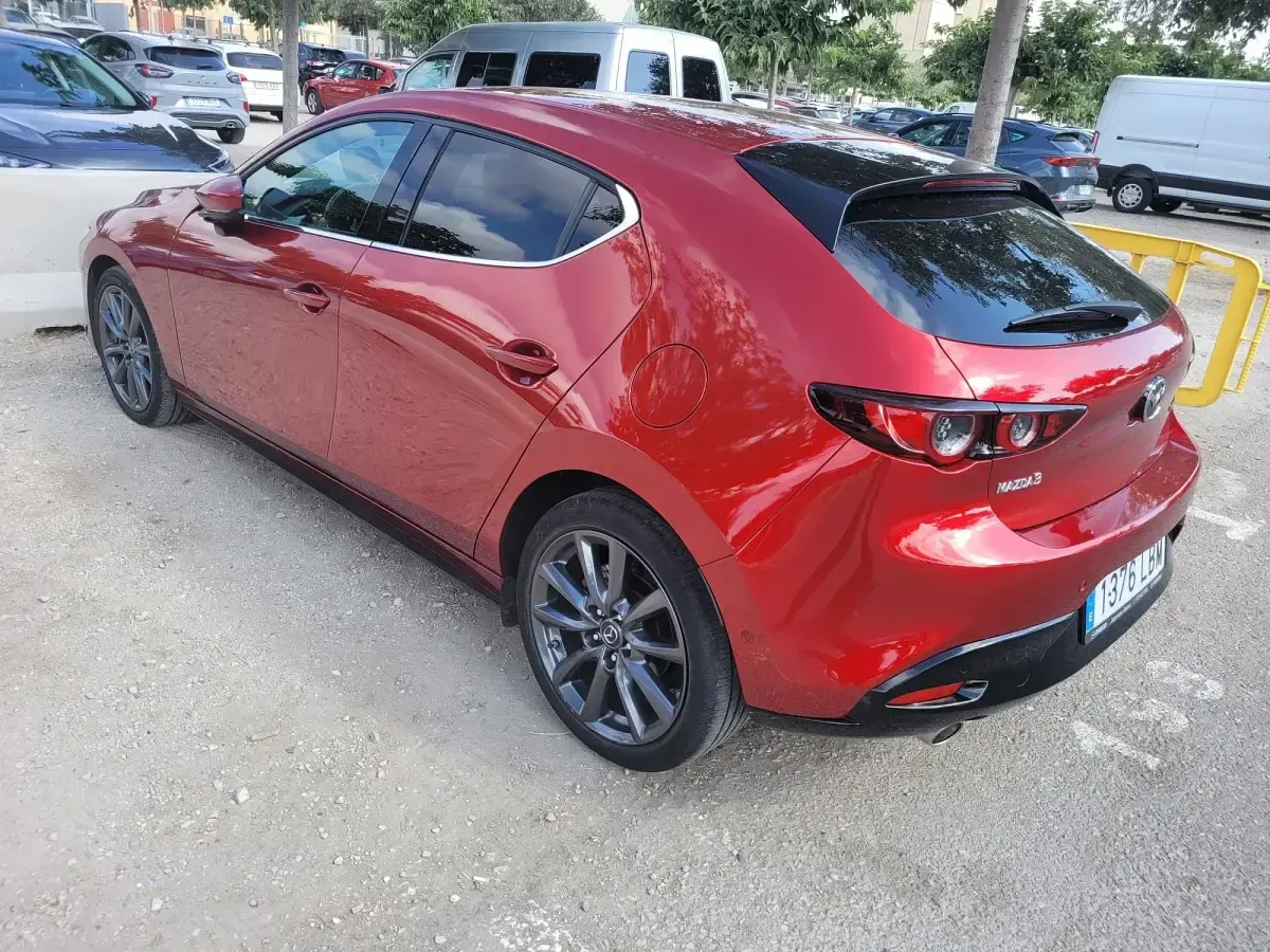 Usado Mazda 3 122 CV (89 kW) 2019 Rojo