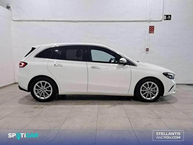 Usado Mercedes B200 151 CV (111 kW) 2019 Blanco Monovolumen