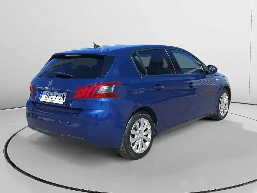Usado Peugeot 308 Style 110 CV (80 kW) 2018 Azul Utilitario