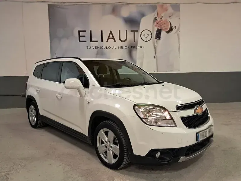 Usado Chevrolet Orlando LTZ 141 CV (103 kW) 2013 Blanco Monovolumen
