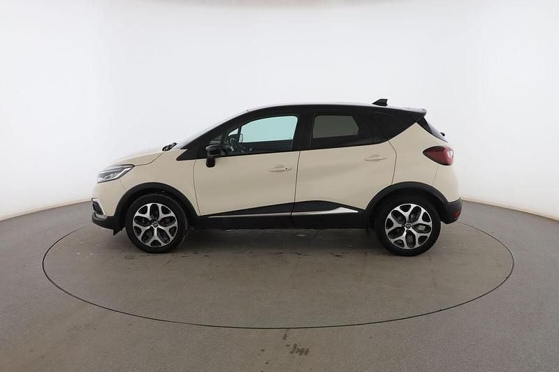 Usado Renault Captur Zen 131 CV (96 kW) 2019 Beige SUV