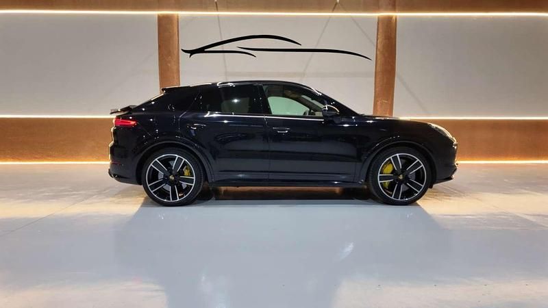Occasion Porsche Cayenne 460 PK (338 kW) 2021 Zwart SUV