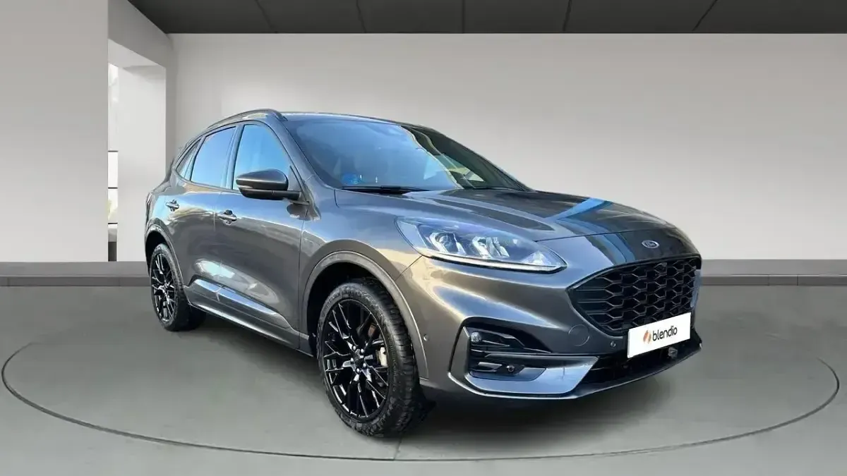 Usado Ford Kuga ST-Line 225 CV (165 kW) 2023 Gris SUV