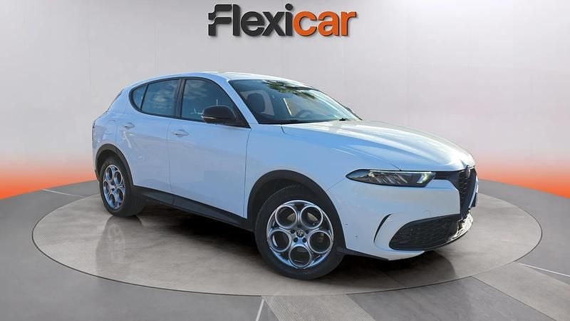 Usado Alfa Romeo Tonale Sprint 131 CV (96 kW) 2023 Blanco SUV
