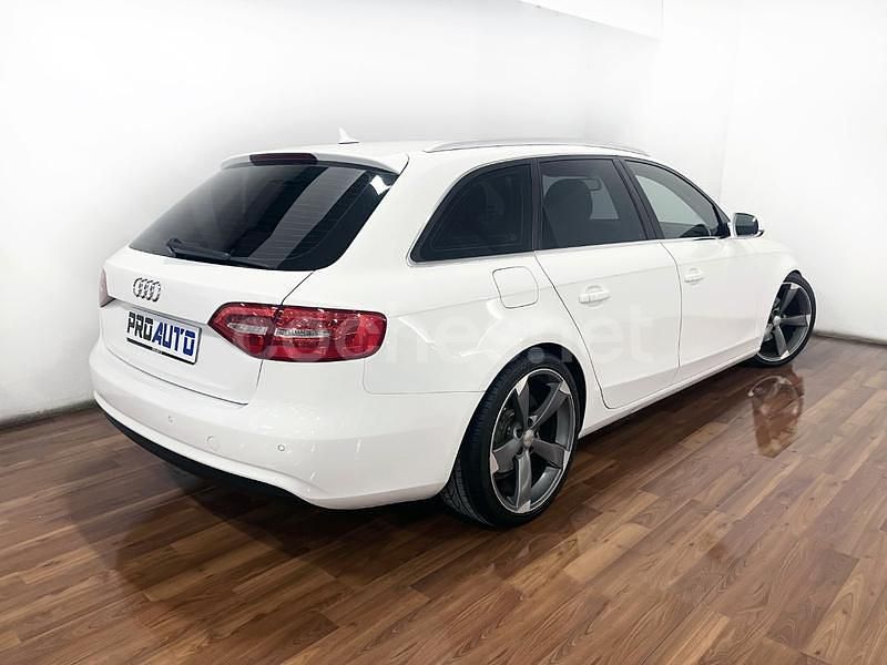 Usado Audi A4 S-Line 143 CV (105 kW) 2013 Blanco Familiar