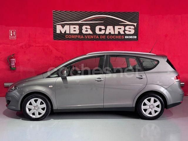 Usado Seat Altea XL Stylance 105 CV (77 kW) 2008 Gris / plata Monovolumen