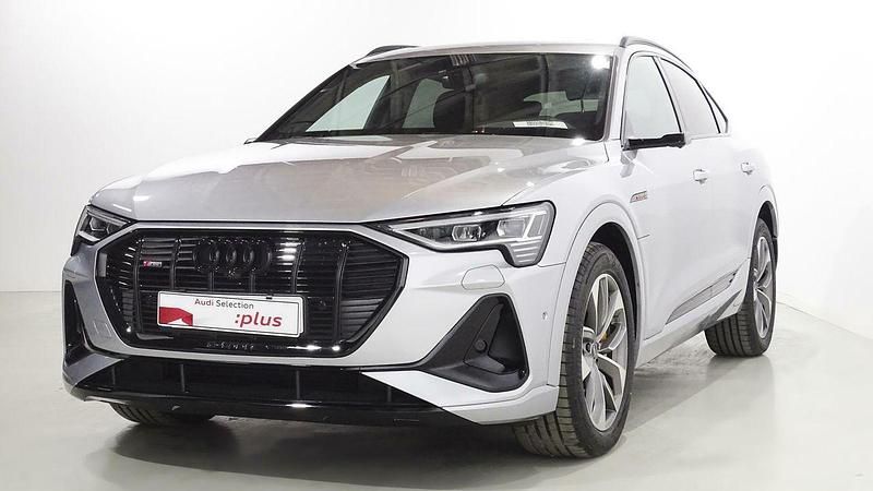 Usado Audi e-tron S-line plus 300 kW (408 CV) 2022 Gris SUV