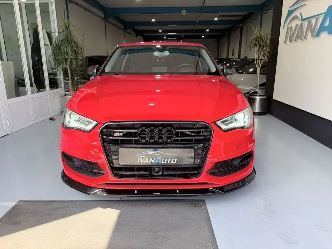 Usado Audi S3 Sportback Exclusive 300 CV (220 kW) 2014 Rojo Utilitario