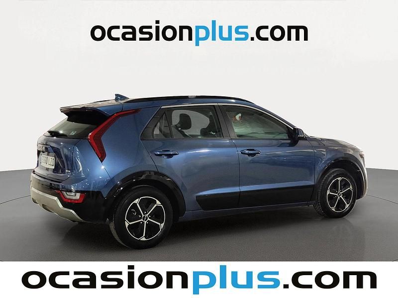 Usado Kia Niro 141 HP (103 kW) 2022 Azul SUV