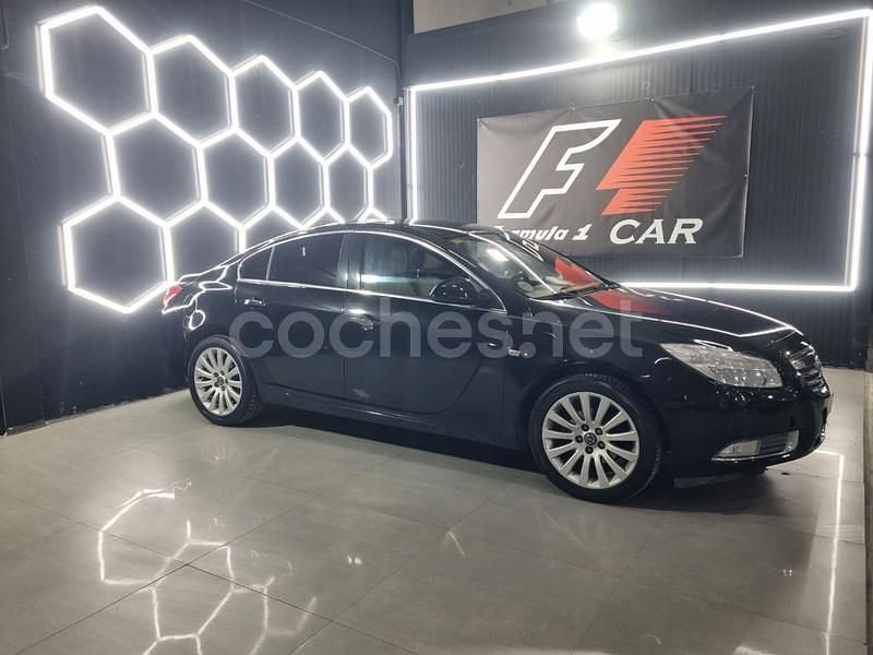 Negro Usado 2009 Opel Insignia Sport Berlina | 5980 € (Precio justo) - Imagen 1/4