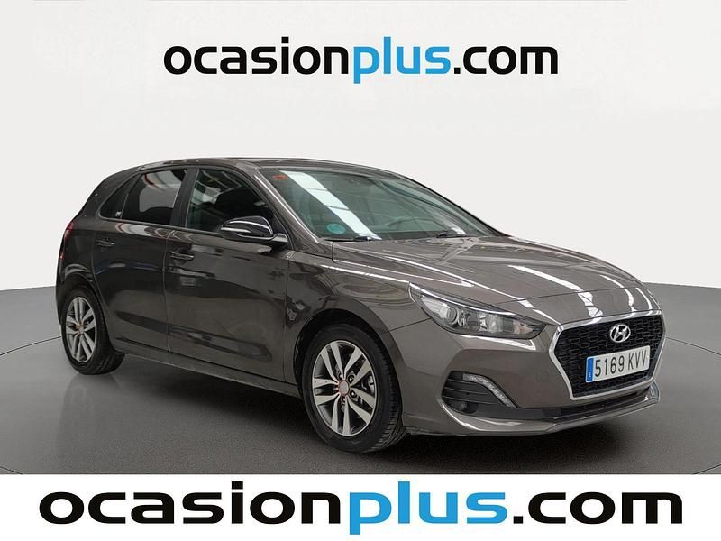 Usado Hyundai i30 95 CV (69 kW) 2019 Marrón Utilitario