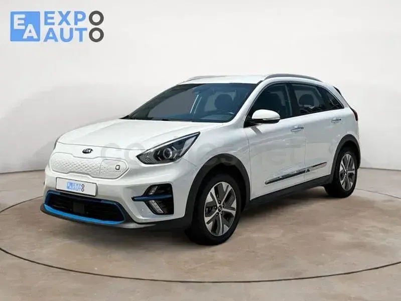 Usado Kia Niro 141 CV (103 kW) 2021 Blanco SUV