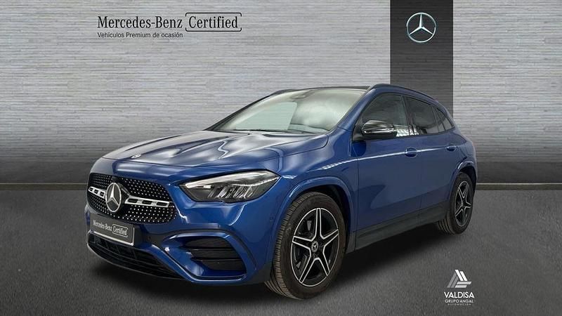 Azul espectra Usado 2025 Mercedes GLA200 AMG line SUV | 42.600 € (Precio justo) - Imagen 1/4