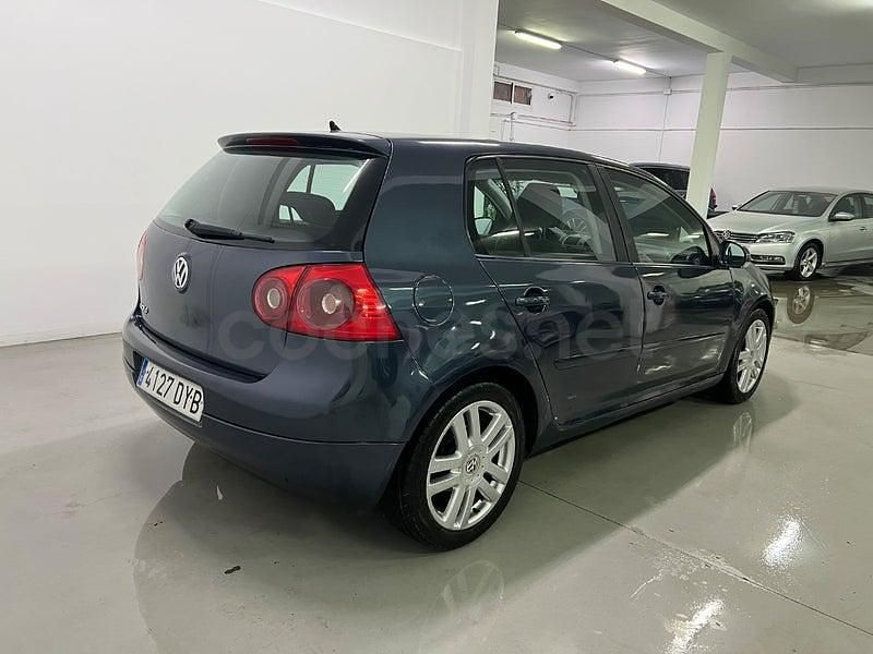 Usado VW Golf IV Sportline 105 CV (77 kW) 2006 Azul Berlina