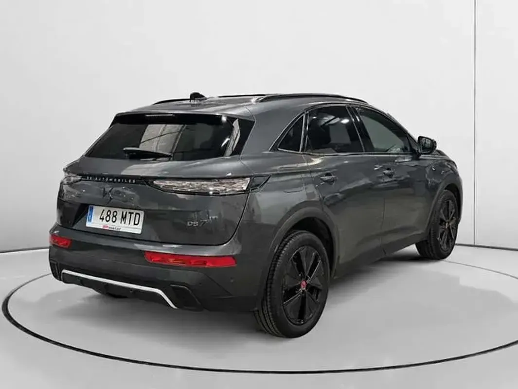 Usado DS Automobiles DS7 Crossback Performance 130 CV (95 kW) 2024 Gris SUV