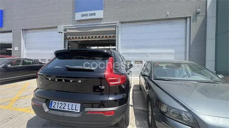 Usado Volvo XC40 Core 129 CV (94 kW) 2021 Negro SUV