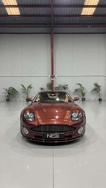 Usado Aston Martin Vanquish 519 CV (381 kW) 2008 Marrón Coupe