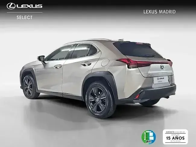 Usado Lexus UX Business Edition 183 CV (134 kW) 2022 Gris SUV