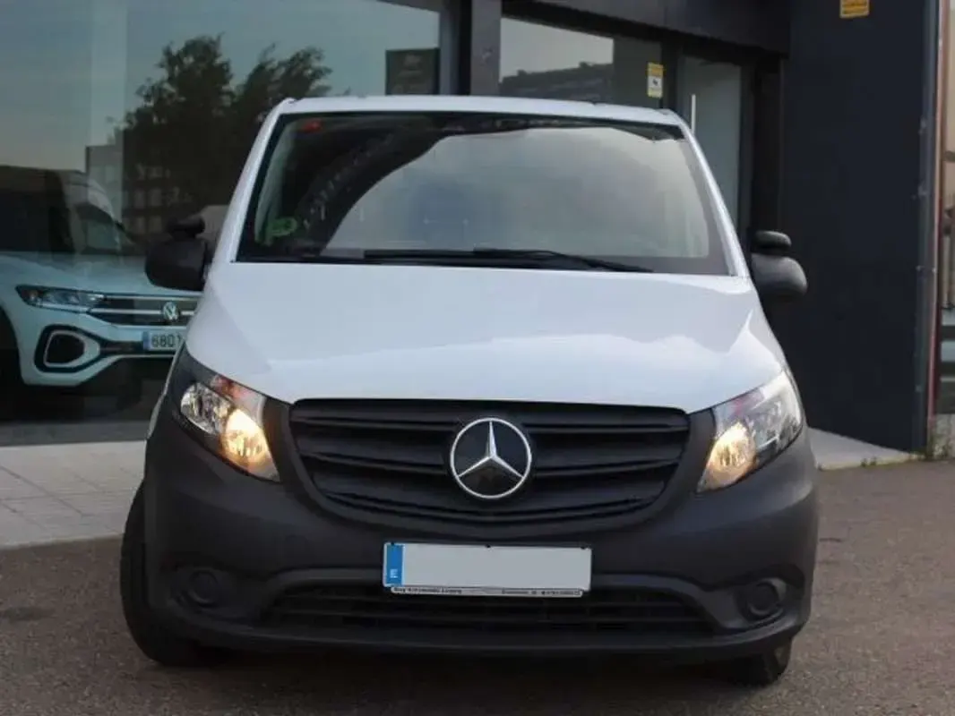 Usado Mercedes Vito 136 CV (100 kW) 2020 Blanco Van