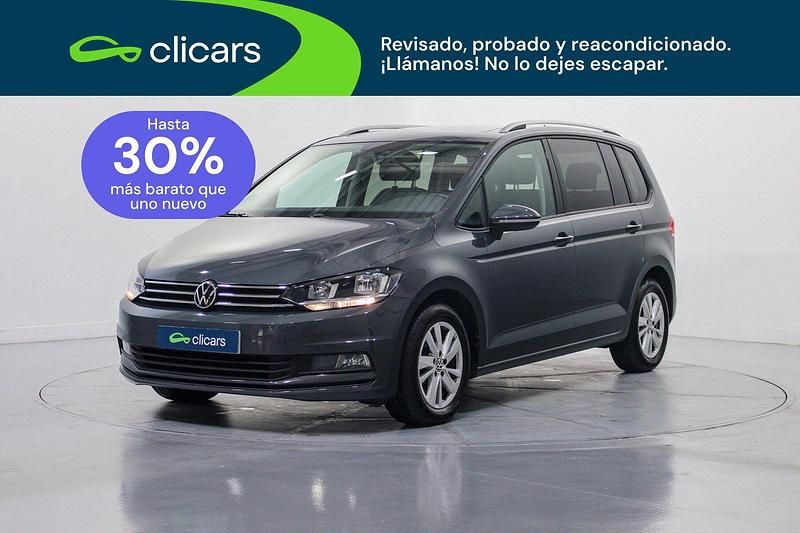 Usado VW Touran Advance 150 CV (110 kW) 2022 Gris / plata Monovolumen