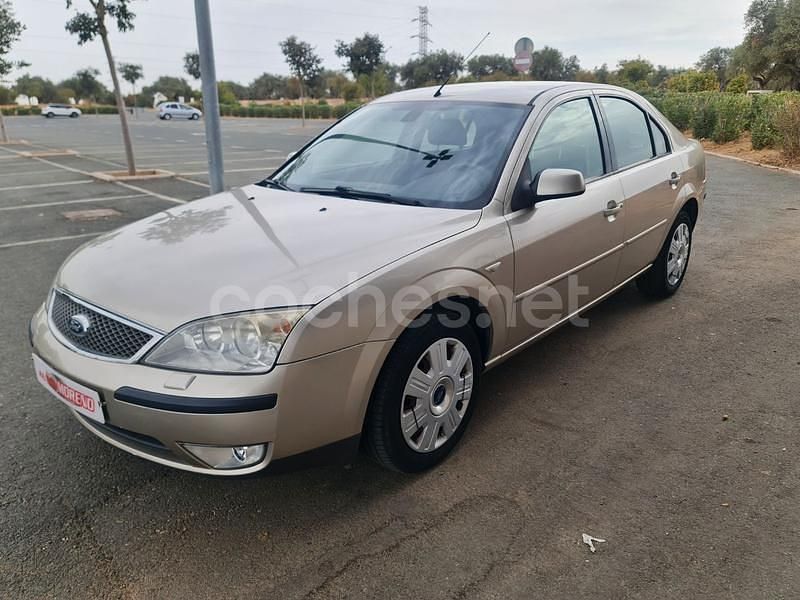 Amarillo Usado 2005 Ford Mondeo Ghia Berlina | 3199 € (Precio justo) - Imagen 1/4