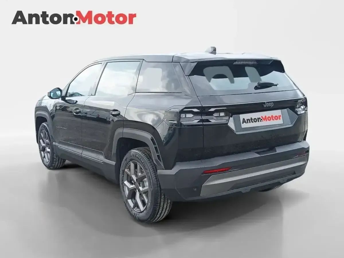 Ny Jeep Compass Altitude 145 HK (106 kW) 2026 Svart SUV
