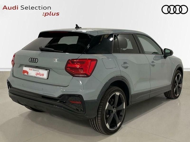 Usado Audi Q2 S-Line 150 CV (110 kW) 2023 Gris SUV
