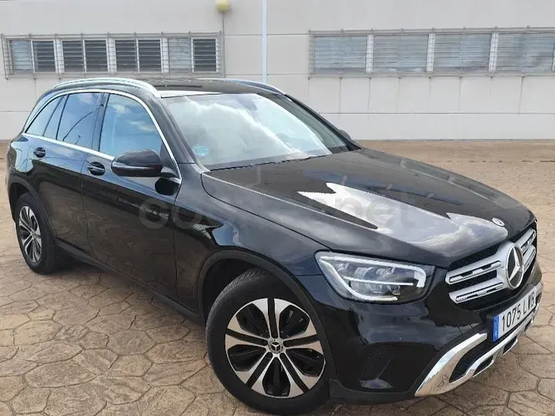Usado Mercedes GLC220 194 CV (142 kW) 2022 Negro SUV
