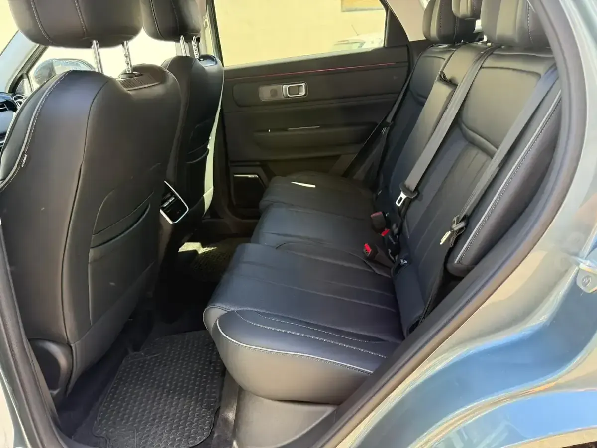Usado Jaecoo 7 279 CV (205 kW) 2026 Gris SUV