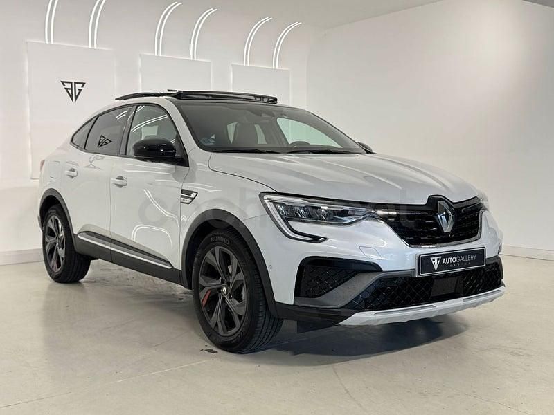 Usado Renault Arkana RS Line 160 CV (117 kW) 2023 Blanco SUV