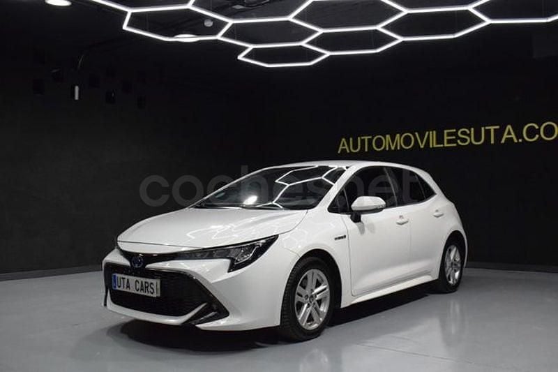 Usado Toyota Corolla Active 122 CV (89 kW) 2019 Blanco Berlina
