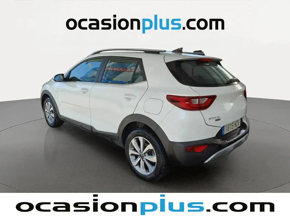 Usado Kia Stonic 100 CV (73 kW) 2025 Blanco SUV