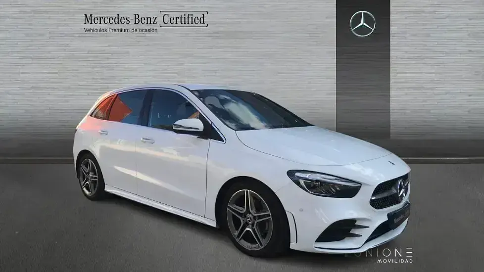 Usado Mercedes B200 150 CV (110 kW) 2024 Blanco Monovolumen