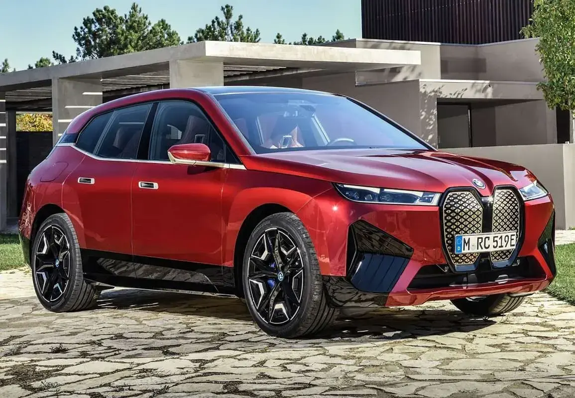 Usado BMW iX 239 kW (326 CV) 2024 Negro SUV