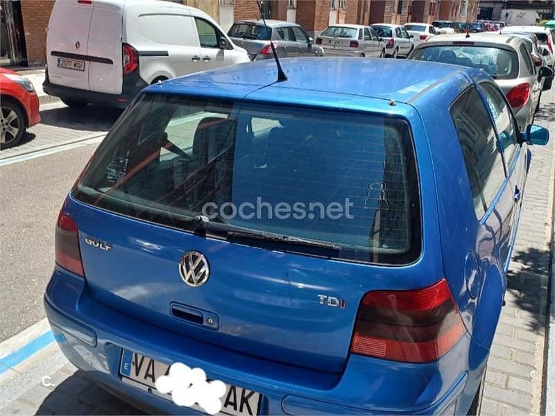 Usado VW Golf III 110 CV (80 kW) 1999 Azul Berlina