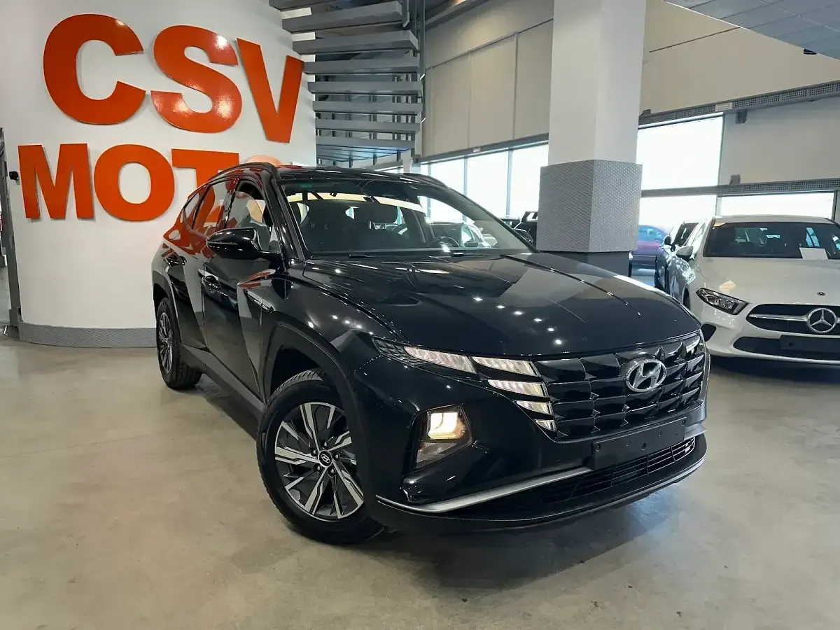Usado Hyundai Tucson 230 CV (169 kW) 2023 Negro SUV