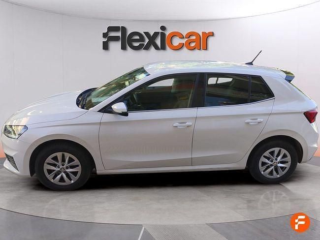 Usado Skoda Fabia Active 95 CV (69 kW) 2022 Blanco Utilitario