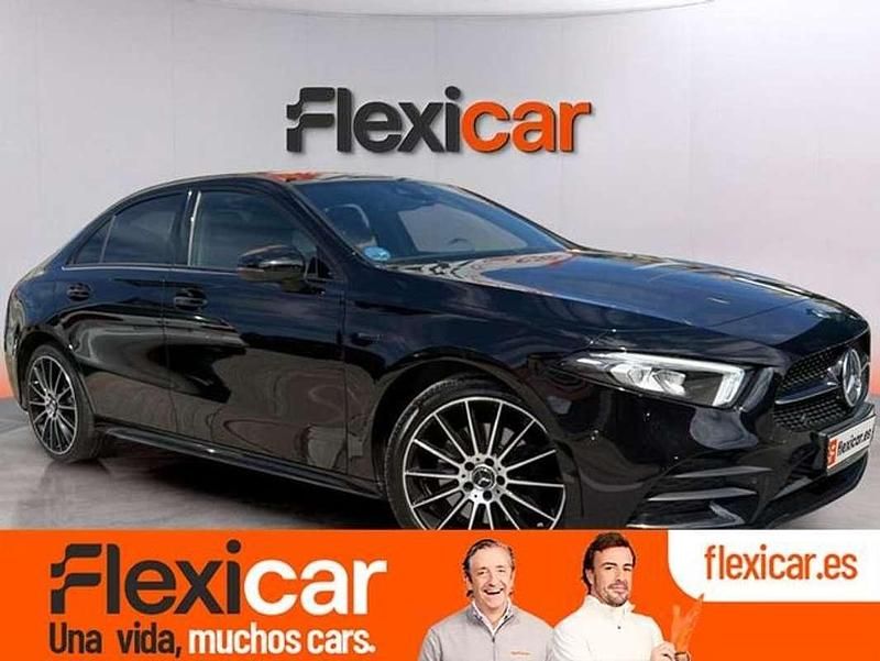 Usado Mercedes A250 218 CV (160 kW) 2021 Negro Berlina