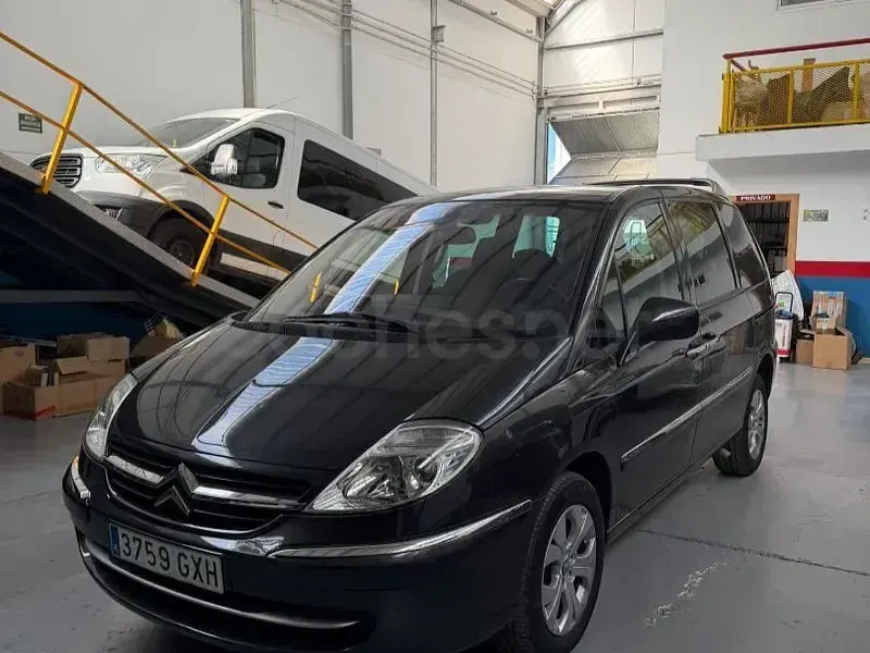 Usado Citroën C8 136 CV (100 kW) 2010 Negro Monovolumen