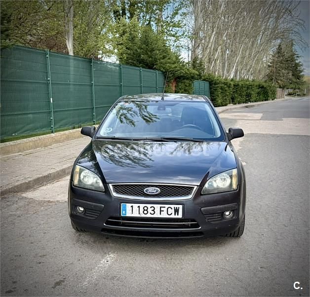 Używany Ford Focus Titanium 136 KM (100 kW) 2006 Czarny Sedan/Limuzyna