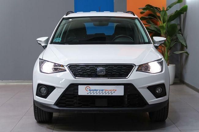 Usado Seat Arona Style 95 CV (69 kW) 2021 Blanco SUV