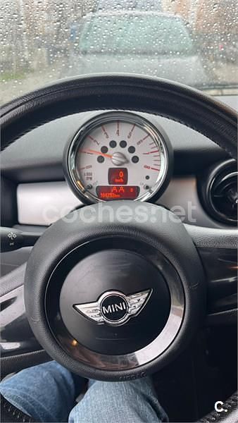 Usado Mini ONE 75 CV (55 kW) 2012 Beige Utilitario