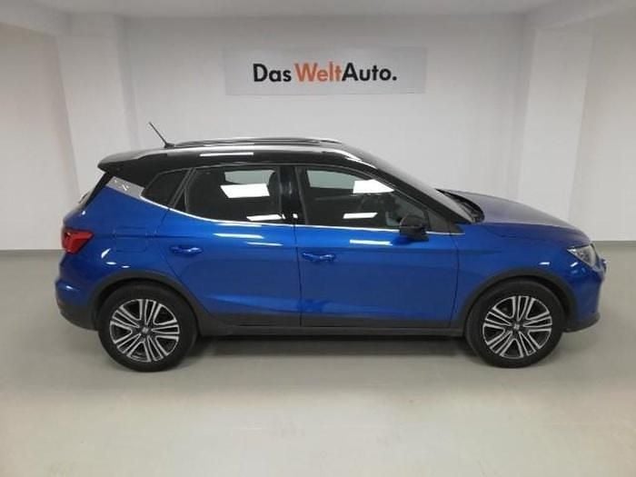 Usado Seat Arona FR 110 CV (80 kW) 2023 Azul SUV