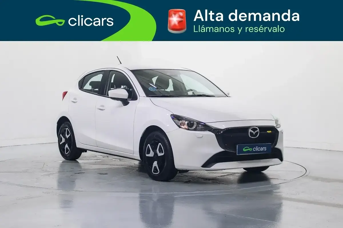 Usado Mazda 2 Center-Line 90 CV (66 kW) 2024 Blanco Utilitario