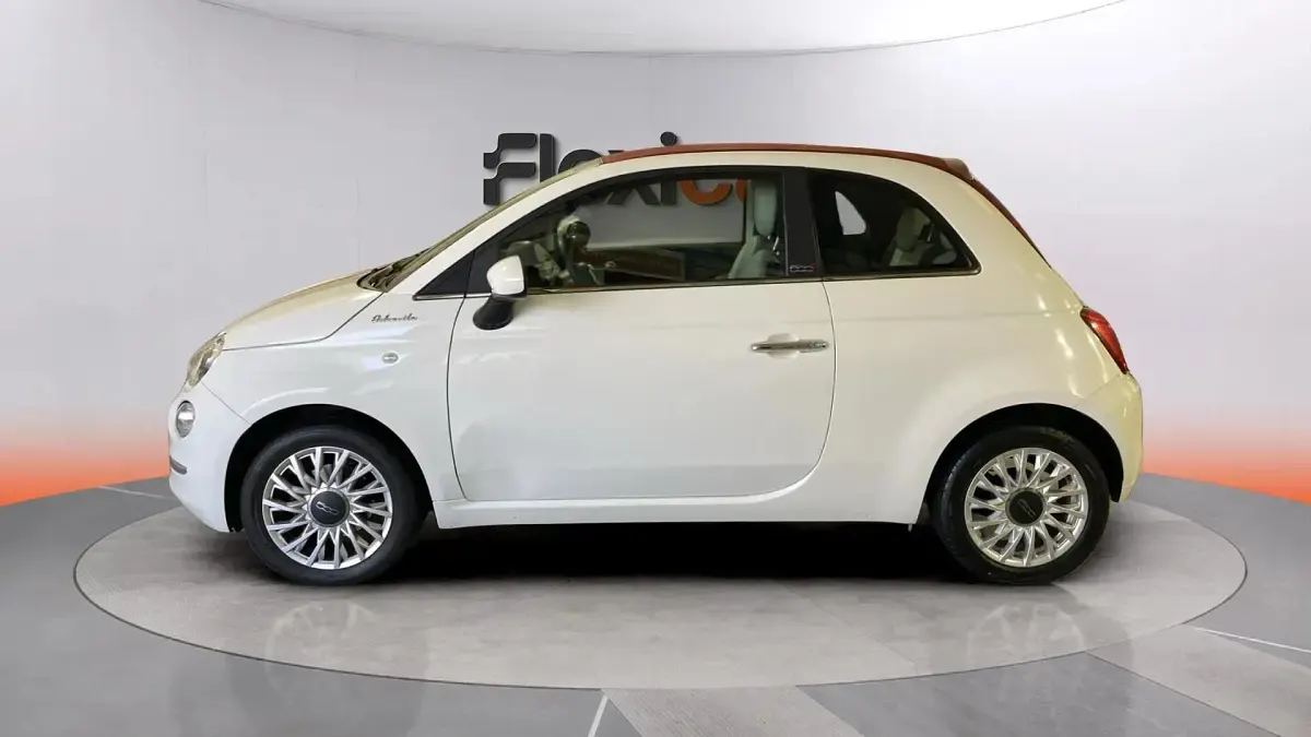 Usado Fiat 500 Club 71 CV (52 kW) 2022 Blanco Berlina