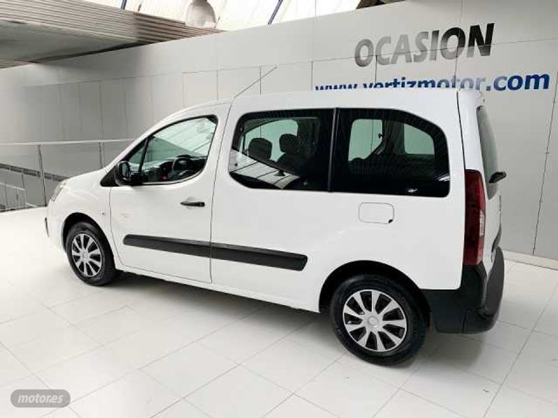 Usado Citroën Berlingo Live 102 CV (75 kW) 2018 Blanco Monovolumen