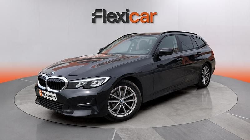 Usado BMW 318 150 CV (110 kW) 2022 Negro Familiar